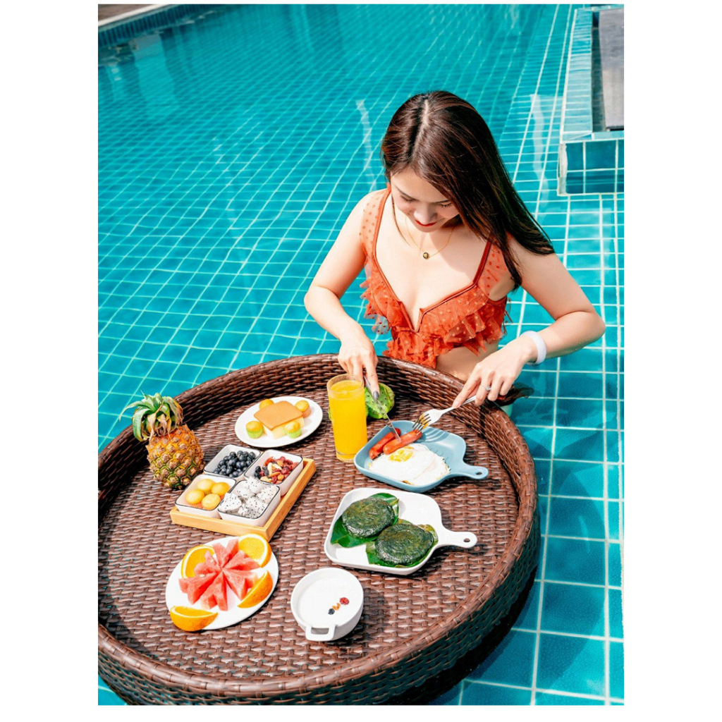 พร้อมส่งในไทย ถาดลอยน้ำ ถาดหวายลอยน้ำ Floating Breakfast ถาดเสิร์ฟอาหาร ถาดอาหารลอยสระน้ำ ทนน้ำทนแดด ถักสานด้วยหวายPE - รูปที่ 6
