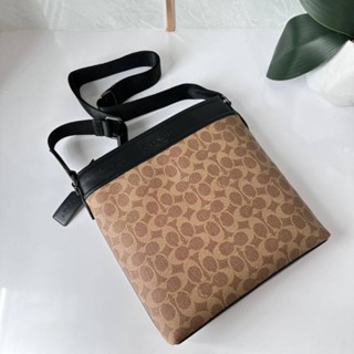 CC111 GOTHAM SLIM CROSSBODY BAG