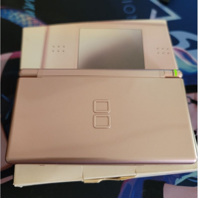 Nintendo Ds Lite Ndsl มือสองสีชมพู metallic roseสภาพดี แถมตลับเล่น รอมเกมส์