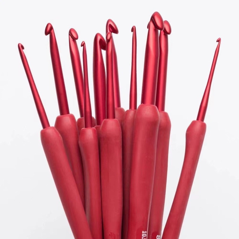 ชุดโครเชต์ โลหะ อลูมิเนียม สีแดง  9 ชิ้น ต่อชุด