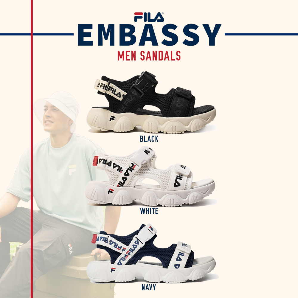 Sandals 1492 บาท Fila Collection รองเท้าแตะ รองเท้าลำลอง สำหรับผู้ชาย M Embassy FA2210412 SDYFHQ22301 (1990) Men Shoes