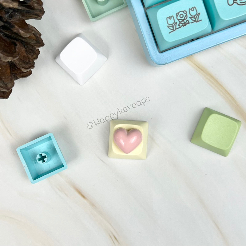 คีย์แคปหัวใจนูนน่ารักๆ เรซิ่น resin Keycap Handmade Artisan Heart keycaps ปุ่มกดคีย์บอร์ด Custom