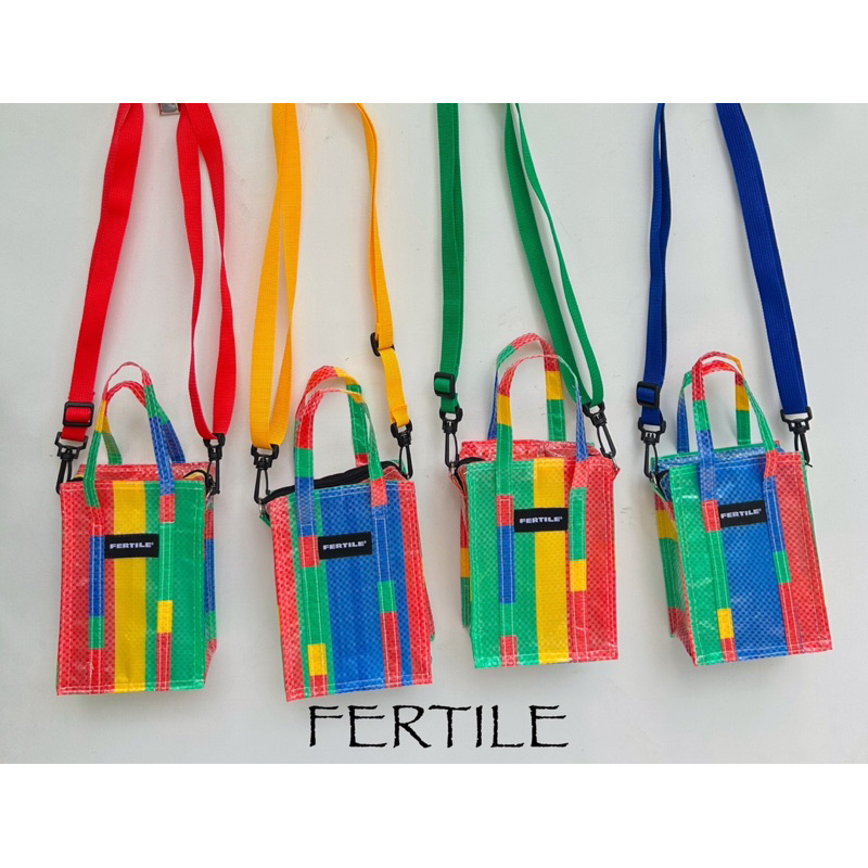 กระเป๋าผ้ากระสอบสำเพ็ง ใส่มือถือน่ารักๆ(No.068)