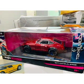 Maisto 32611r 1-18 1971 Datsun 240Z Tokyo Diecast Model Car, Red