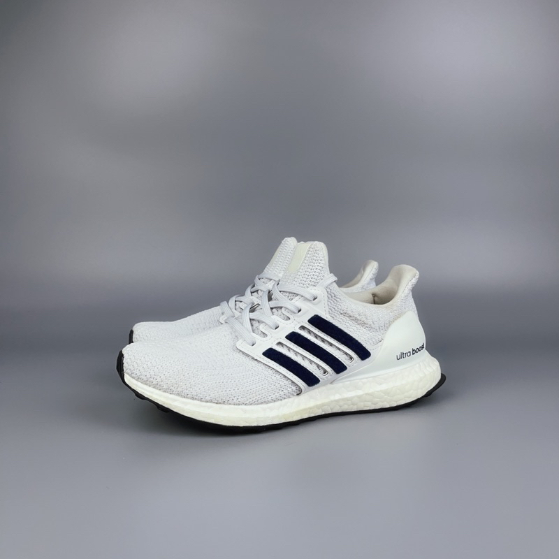 รองเท้ามือสอง Adidas Ultraboost 4.0 DNA ของแท้𝟭𝟬𝟬%  ▫️𝗦𝗶𝘇𝗲 : 38𝗲𝘂 |  23.5𝗰𝗺