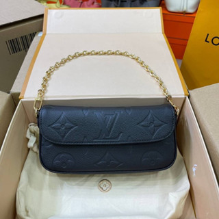 Louis Vuitton  Grad VIP  Size 23.5Cm free box set