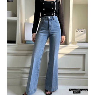 🇰🇷New🇰🇷  Korea X2 highwaist denim jeans มาใหม่เลยค้า ทรงสวยมากกก กางเกงขาบานรุ่นใหม่ ผ้ายีนยืดได้นิดหน่อยค่ะทรงสวย