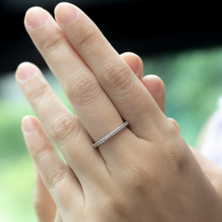 แหวนเพชรรอบวง แหวนเงินแท้ 92.5% ประดับเพชร CZ รุ่น RS2309 เคลือบทองคำขาว