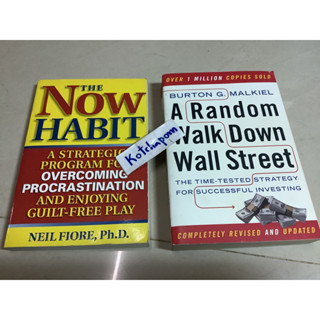 หนังสือภาษาอังกฤษA random walk down Wall Street เดินสุ่มในวอลสตรีท by burton g.malkiel,The now habit by Nell Foote