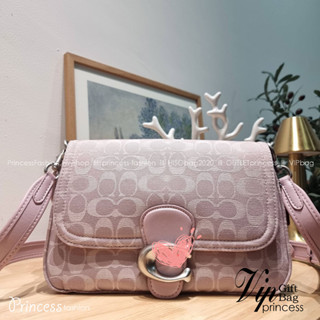 C0ACH CJ854 SOFT TABBY SHOULDER BAG IN SIGNATURE DENIM ฉุดไม่อยู่แล้วจริงๆกับไอเท็มนี้ ที่ร้อนแรงแบบปังๆไปเลย!!