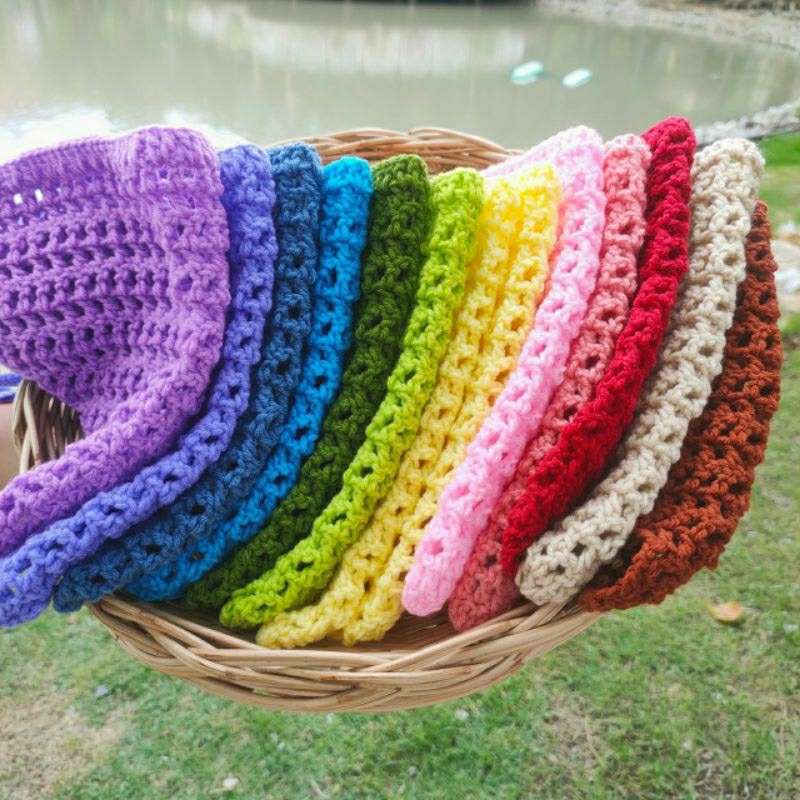 (ราคาส่ง) ผ้าโพกผมถักไหมพรมสามเหลี่ยมHandmand 100% สุดฮิต