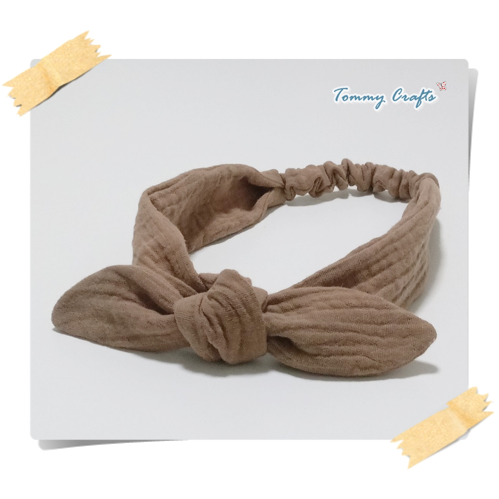 Tommy Crafts ผ้าคาดผมโบว์ผ้าฝ้ายอัดยับ ไซส์เด็ก/ไซส์ผู้ใหญ่ สีครีม Marshmallow/สีน้ำตาล Caramel Cafe cotton Hairbands - รูปที่ 5