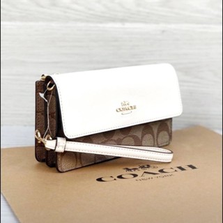 Coach  กระเป๋าสตางค์/ครอสบอดี้. ใส่โซ่เพิ่ม