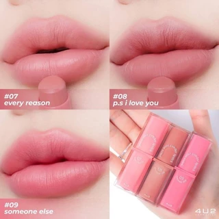 --Exp7/26--4U2 YOU’RE MINE POWDER LIPSTICK ลิปสติกเนื้อแป้งเนียนนุ่ม ฟินิชแมท ติดปากติดทนขั้นสุด