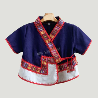 เสื้อเจ้านางไทลื้อ แต่งลายผ้าทอลายล้านนา ใส่ทำบุญ ใส่ทำงาน ใส่งานมงคล งานไหนๆก็ดูสวยตามแบบชาวเหนือ ดูโดดเด่นจ้าว