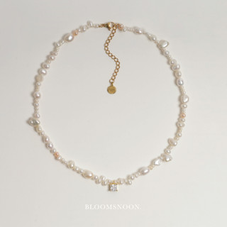 Bloomsnoon, Camelia necklace สร้อยคอมุกจี้เพชร (18k gold plated)