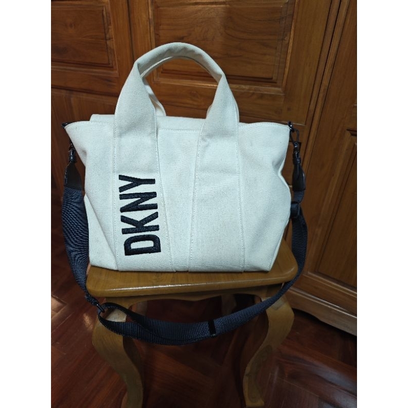 กระเป๋าผ้า Canvas DKNY ของแท้100%