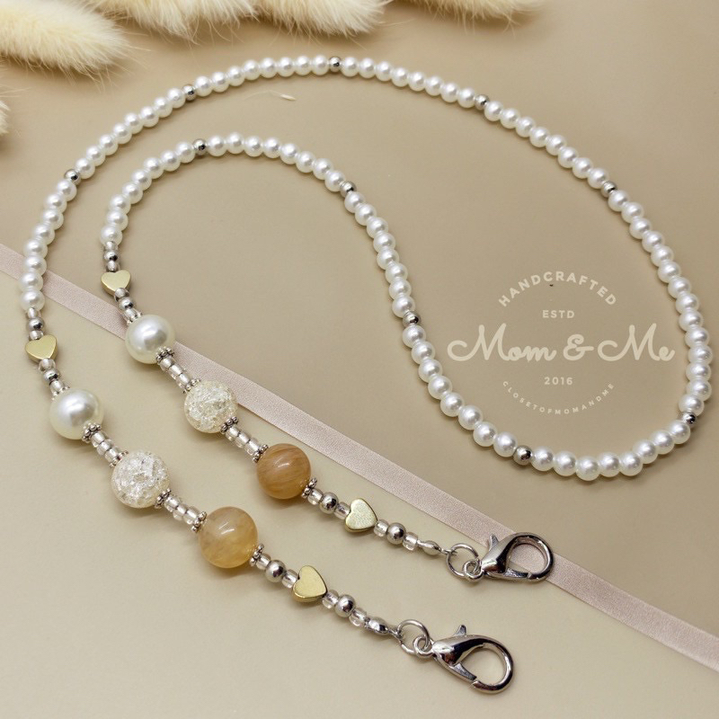 ฟรีที่คล้องแว่น 🎀 คอลใหม่ ตะขอใหญ่ งานออกแบบของทางร้าน ⭐️  สายคล้องแมส คล้องแว่น คล้องหน้ากาก  Momandme.accessory456