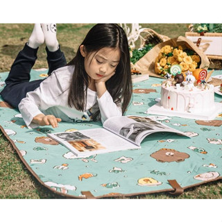 Mobi Garden LineFriends เสื่อปิกนิก Connie Rabbit Sally Moisture-proof Mat Folding Portable Picnic Mat YX