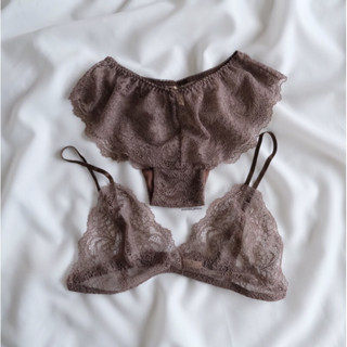 set บรา + กกน. (สีน้ำตาล) รุ่น Basic bra