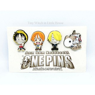 One Piece Pins Rubber Set 4 Types Movie Cursed Holy Sword 2004 Limited Japan พิน วันพีช แท้