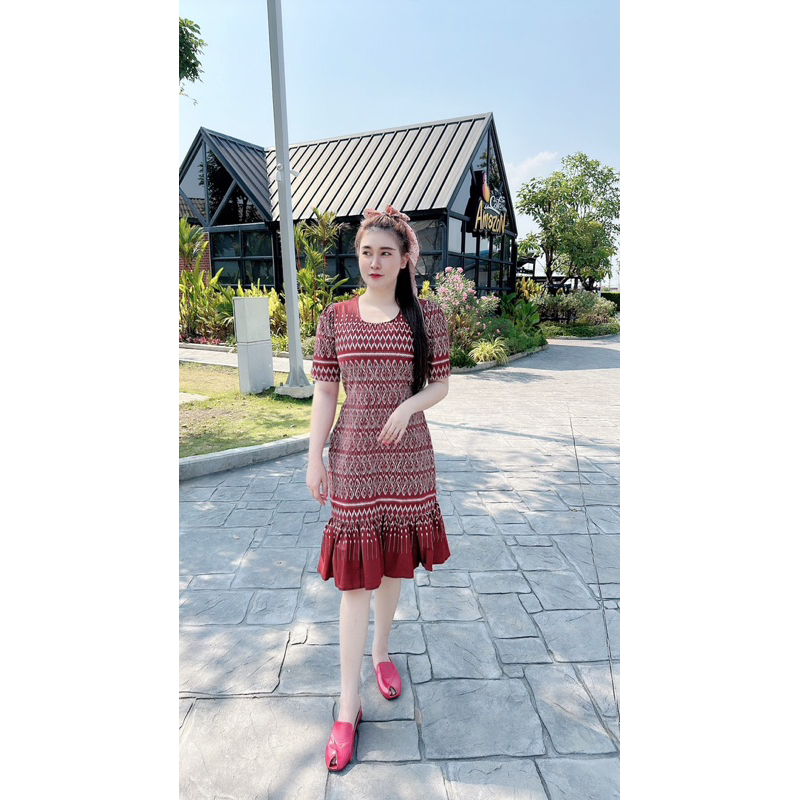 เดรสหางปลามีผูกหลังคอกรมลายไทย