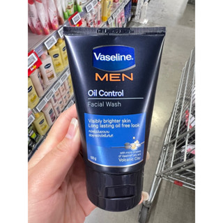 โฟมล้างหน้าวาสลีน Vaseline men oil control facial wash 100g.