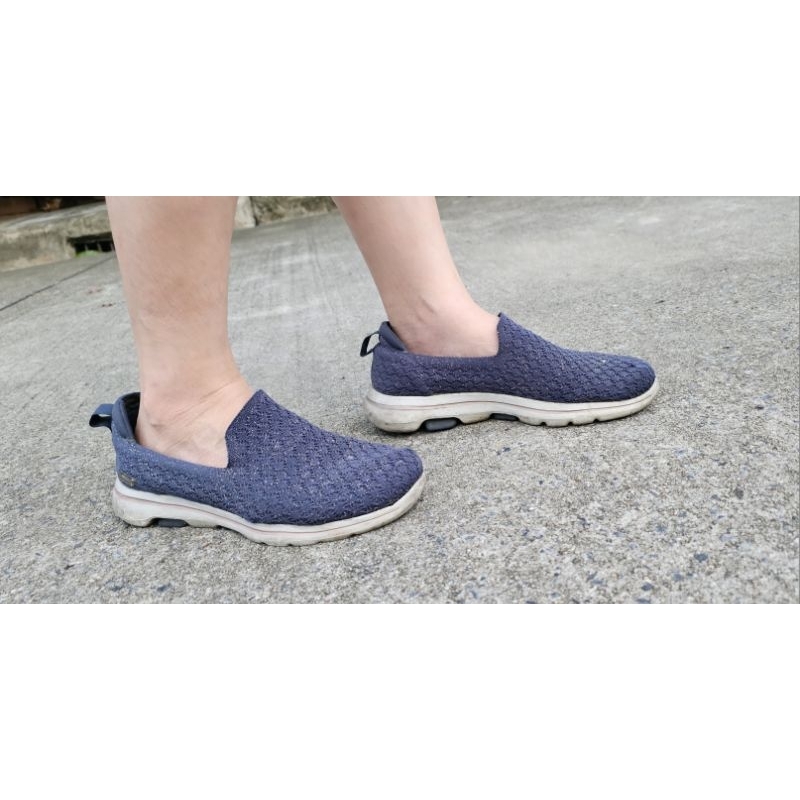 รองเท้า Skechers ผู้หญิง ไซส์ 37" รองเท้าใส่เดิน สีน้ำเงิน สภาพ 50%