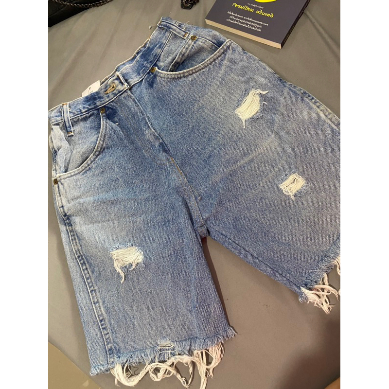 กางเกงยีนส์ ขาสั้นป้าย LEVI'S