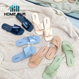 Home Fur รองเท้าเเตะผู้หญิง รองเท้าแฟชั่น แบบสวม สีสวย มีให้เลือก 5 สี พร้อมส่ง