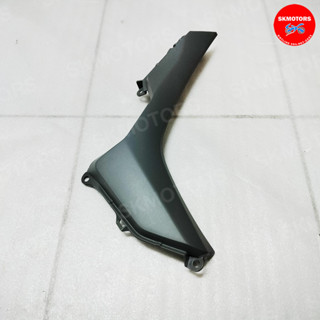 ฝาครอบตกแต่งหน้าด้านซ้าย รถทุกสี รหัส 64420-K59-A70ZB สำหรับรถรุ่น HONDA CLICK125i ปี 2019 อะไหล่แท้เบิกศูนย์ 100%