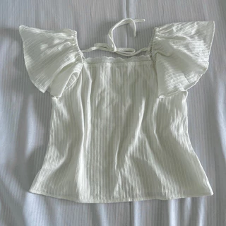 (จัดส่ง 19)Theremin Lila blouse เสื้อแขนกระดิ่งตกแต่งลูกไม้ (white lace)