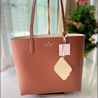 Kate SpadeAva Reversible Tote กลับด้าน