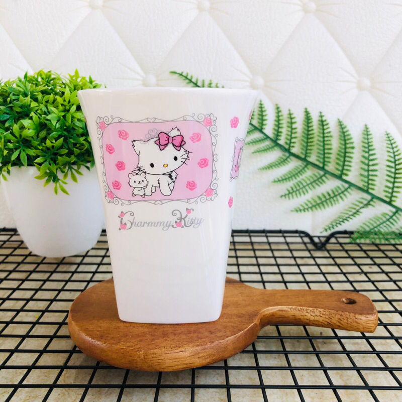 แก้วน้ำเซรามิคญี่ปุ่น Sanrio ลาย Charmmy Kitty Japan มือสอง ราคาถูก