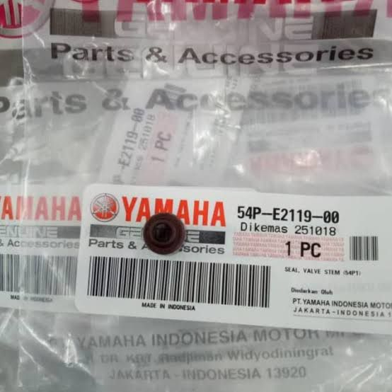 ซีลวาล์ว แท้ศูนย์ XMAX / NMAX (YAMAHA /ยามาฮ่า เอ็กซ์แม็กซ์ / เอ็นแม็กซ์)ซีลก้านวาล์ว/ซีลแกนวาล์ว/ซี