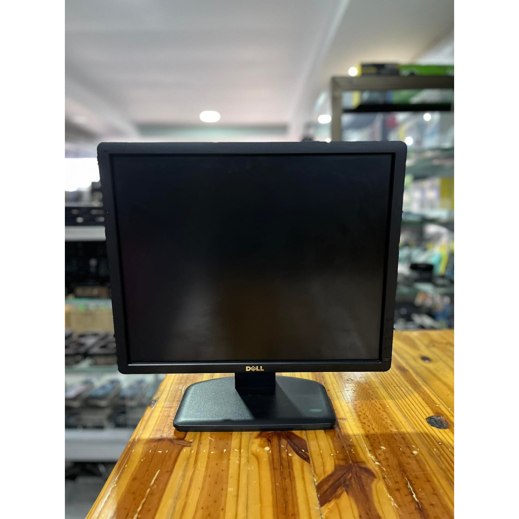 จอคอมพิวเตอร์ DELL สีดำ Black 19 นิ้ว จอ VGA จอสแคว์สภาพดี คอมมือ2 คอมพิวเตอร์มือ2