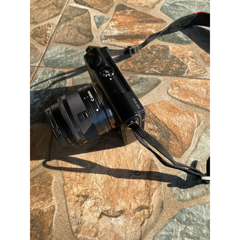 canonกล้องcanonm100มือสอง