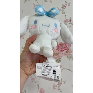 ตุ๊กตา Cinnamoroll sanrio แท้ เป็นตุ๊กตาห้อยกระเป๋าน่ารักๆ มีถุงในตุ๊กตา เอาไว้ใส่ของ