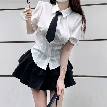 Rommers เสื้อครอปท็อป แขนสั้น สีพื้น ลายทาง ทรงไม่สม่ําเสมอ แฟชั่นฤดูร้อน สําหรับผู้หญิง