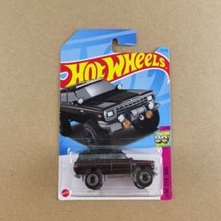 Hotwheels รุ่น 1988 Jeep Wagoneer