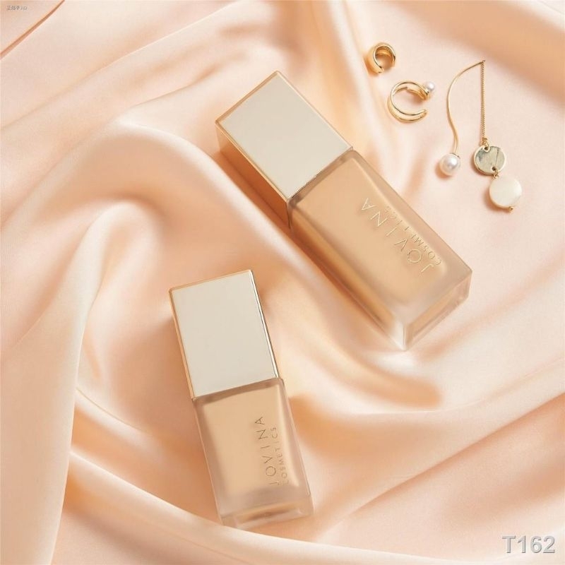 ส่งต่อ รองพื้นสูตรใหม่ jovina สี 02 ใช้ไปแล้ว 2 ครั้งเอง