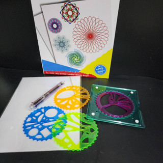 Spirograph ชุดอุปกรณ์เสริมการศึกษาชุดของเล่นวาดภาพ ด้วยเกียร์และวงกลม วาดรูปดาวด้วยการเขียนผ่านเกียร์และเฟืองเป็นรูปต่าง