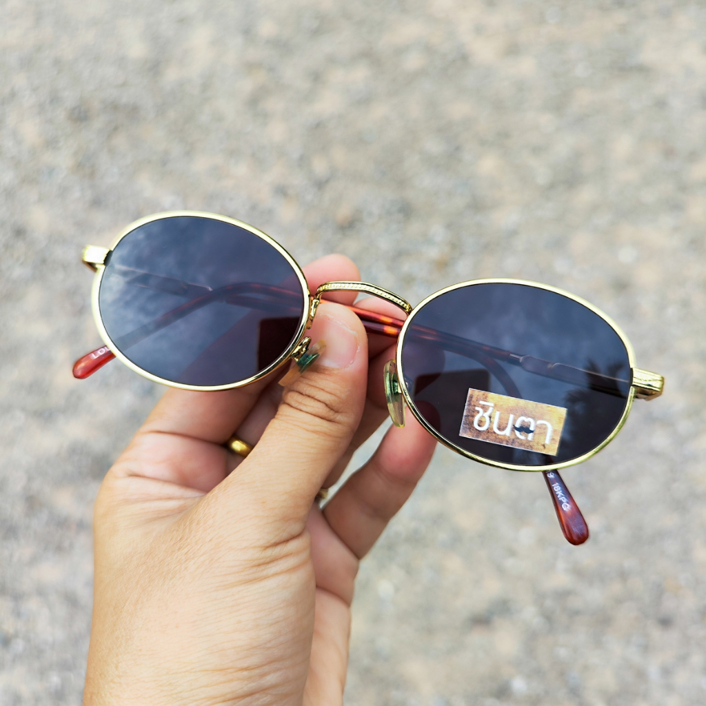 แว่นตากันแดด Handmade เก่าเก็บยุค 90 ชินตา รุ่น Gold Klang ทรงรีมน กรอบสีทอง เท่ห์ๆ ไม่ซ้ำใคร