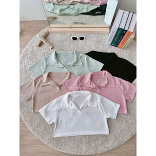 “ Basic top crop “🎀 เสื้อครอปคอปกคอวี ผ้าวาฟเฟิลนิ่มๆเป็นตารางเล็กๆคล้ายรังผึ้ง
