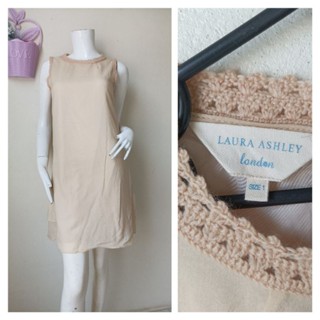 Laura ashley ชุดวินเทจ แต่งโครเชต์ ผ้าวูลไม่ยืด  Size 1(XS)  รอบอก 34 นิ้ว ค่ะ