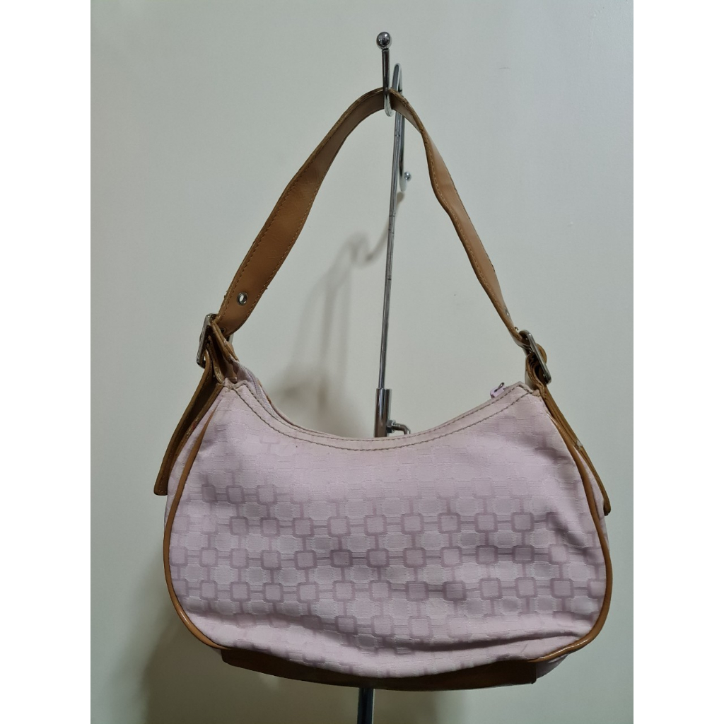 กระเป๋าคล้องไหล่ NINE WEST