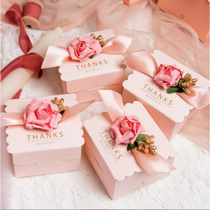 ( พร้อมส่ง)กล่องใส่ช็อคโกแล็ต 3ใบ/แพ็ค กล่องกระดาษ กล่องใส่ขนม กล่องของขวัญ วาเลนไทน์ ส่งไว