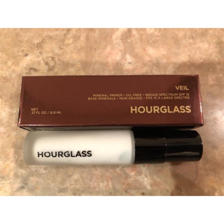 Hourglass Veil Mineral Primer 8.9ml.