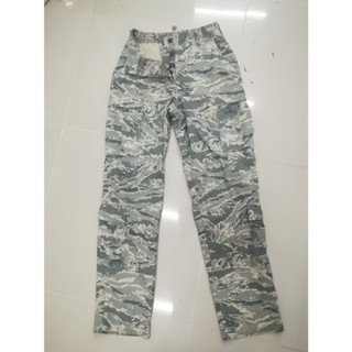 02USAFกางเกงทหารUSผู้หญิง TROUSER WOMAN UTILITYCAMO PATTERN ขนาด8R(XS)รอบเอว27-28 นิ้วลายพราง Digital Tiger Stripe ผ้าหน