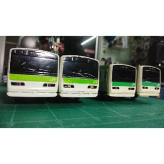 Tomy©️ รถไฟญี่ปุ่น E231-500 Series Yamanote Line ใส่ถ่าน รางฟ้า ครับ👨🏽‍🌾